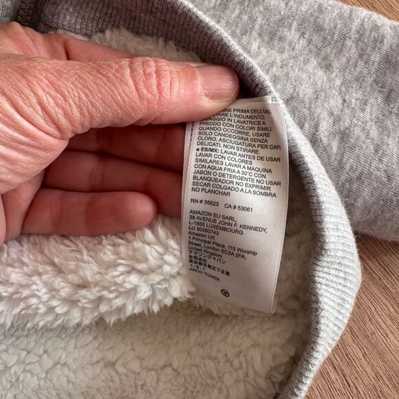 Simple Joys by Carter’s Baby 12M Sherpa Lined Quilted Hoodie Gray - Picture 6 of 6